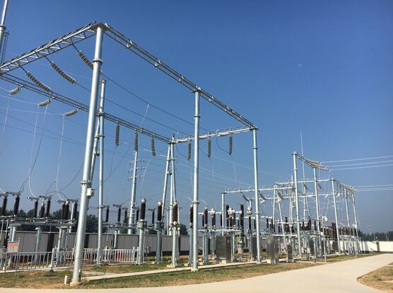 2015年11月1日---6套110kV/220kV主變中性點間隙保護(hù)成套裝置發(fā)往新疆喀什